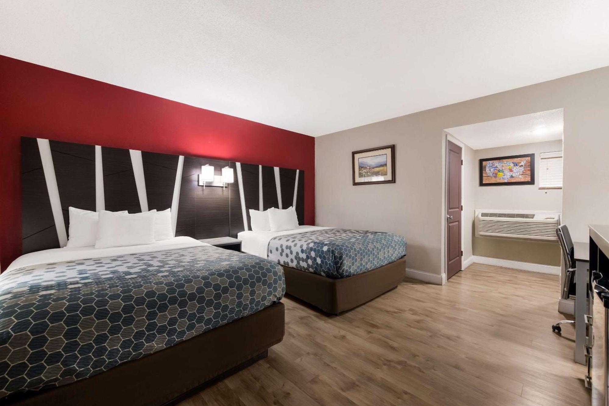 Econo Lodge Inn & Suites On The River Gatlinburg Exterior foto
